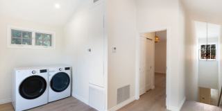 552 Wilcox Ave Gallery 33