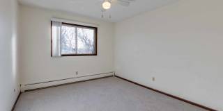 956 Place Apartments Gallery 33