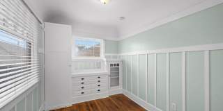 Charming Sherman Heights 2-Bedroom, Available Now! Gallery 17