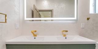 11120 Emelita Street Gallery 15