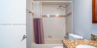 1606 Meadows Cir W Gallery 9