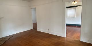 2220 Rosecrans St Gallery 11