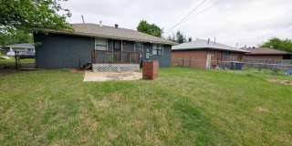 Cute, Remodeled 2 Bed in Village Gallery 14