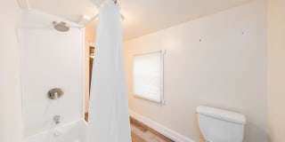 8th 370 E AVE Gallery 9