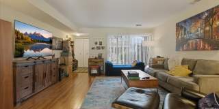 1631 West Belle Plaine Avenue Gallery 3