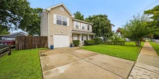LARGE 4 BEDROOM HOME NEAR MILITARY BASE AND BAY Gallery 5
