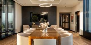 1900 Broadway Gallery 49