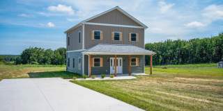 Gorgeous new construction in Gladys! Gallery 1