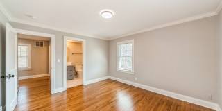 114 Michigan Avenue Gallery 10