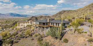 6111 E Victoria Drive Gallery 37