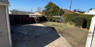Single Story 3 BD/1BA Home with 2 Car Garage! Gallery 33