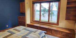 Fully Furnished Lakefront Home Gallery 29