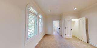 Spacious 4-bedroom 4.5 bath Home in a Gated Complex Gallery 45