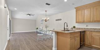 1100 SE Mitchell Avenue Gallery 7