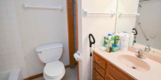 One Level Living in this 2br Townhome! Gallery 1