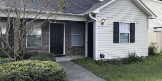 Pet Friendly 3 Bedroom, 2 Bath Duplex in College Park Available Soon! Gallery 1