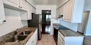 Charming Townhome in the Heart of Virginia Beach Gallery 4