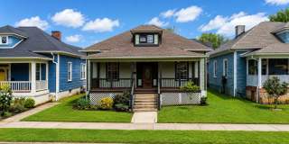 Knoxville 37917 - 2 bedroom 1.5 bath - call Susan Calabrese 865-591-9204 Gallery 1