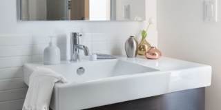 300 Ashland Place Gallery 7