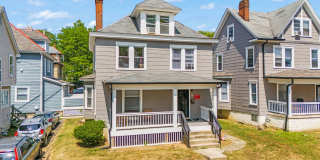 Ultimate 6-Bedroom House with Amazing Front Porch! Gallery 4