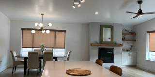 ABSOLUTELY UNBELIEVABLE NEW HIGH END CUSTOM HOME! Gallery 15