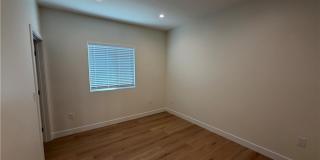 7814 Amestoy Avenue Gallery 14