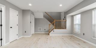 1126 HAMPTON Street Gallery 37