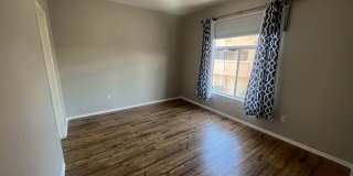 Guard Gated 2 Bedroom Condo - Red Hills in Summerlin Gallery 22