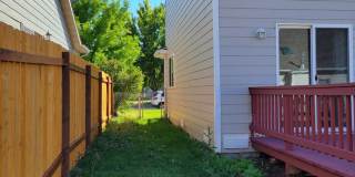 Pet Friendly 3 Bedroom 2 Bathroom Duplex Gallery 40