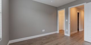 Modern 4 Bedroom Home in Red Bank Gallery 19
