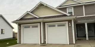 3 Bedroom, 2.5 Bathroom Townhome Gallery 1