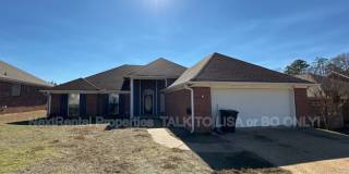 556 Lincolns Drive Gallery 1