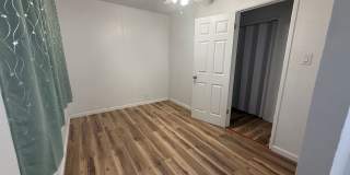 809 Spruce Ave Gallery 14