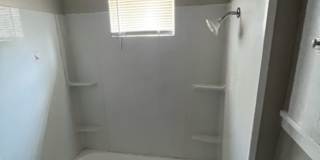 Adorable One Bedroom Duplex! Gallery 15