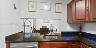 3083 N Oakland Forest Dr Gallery 57