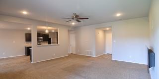 2509 Elk Creek St Gallery 6