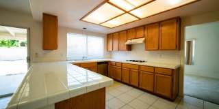 Big Pool Home/Huge Lot/3 car garage/Pets Welcome Gallery 11