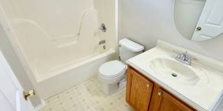 Nice 3 Bedroom Home For Rent - Includes Yard Service! Gallery 29