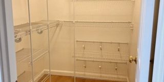 180 Main St Gallery 8