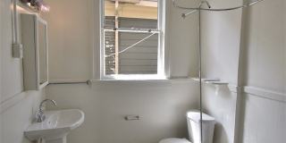 2150 MONROE Gallery 7