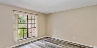 1960 Woodbridge Drive Gallery 21
