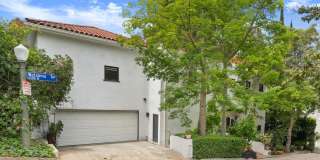 2065 Watsonia Ter Gallery 30