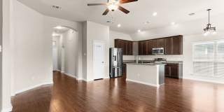 3 Bedroom 2 bath in La Pointe Community Gallery 5