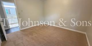 Spacious One Level Home with Den, Granite Kitchen Island, and 2 Car Carport Gallery 30