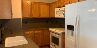 Gorgeous 2BR Somerset Village Condo Gallery 8