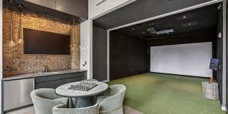 Vertis Green Hills Gallery 23