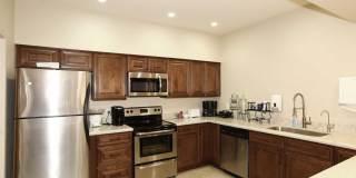12212 N PARADISE VILLAGE Parkway S Gallery 32