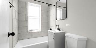 703 N Austin Blvd Gallery 18