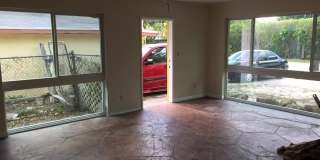 Large 4 -2 house in sw area ! Off Davie blvd Gallery 10