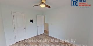 Spacious 3-Story Townhome in the Heart of Carolina Beach — Backs to State Park Gallery 22